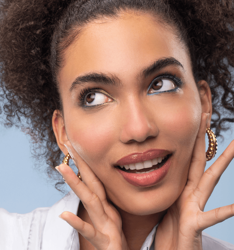 Contacts That Move with You: From Desk to Dance Floor