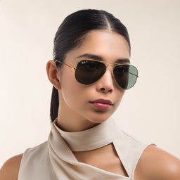 Ray-Ban Pilot Classic Sunglasses in Gold – Model Photo 5