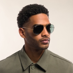 Ray-Ban Pilot Classic Sunglasses in Gold – Model Photo 6