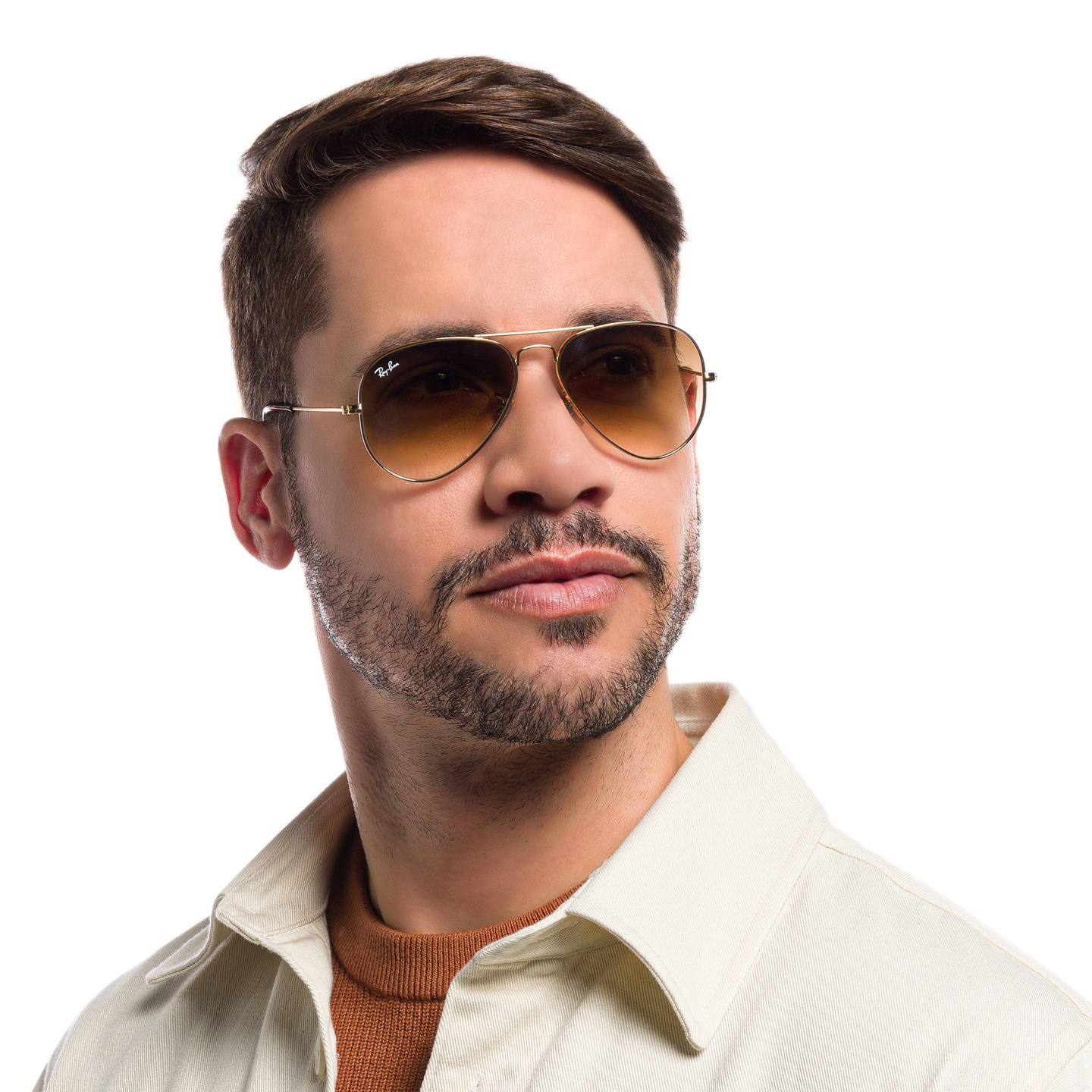 Ray-Ban Pilot Gradient Sunglasses in Gold – Model Photo 5