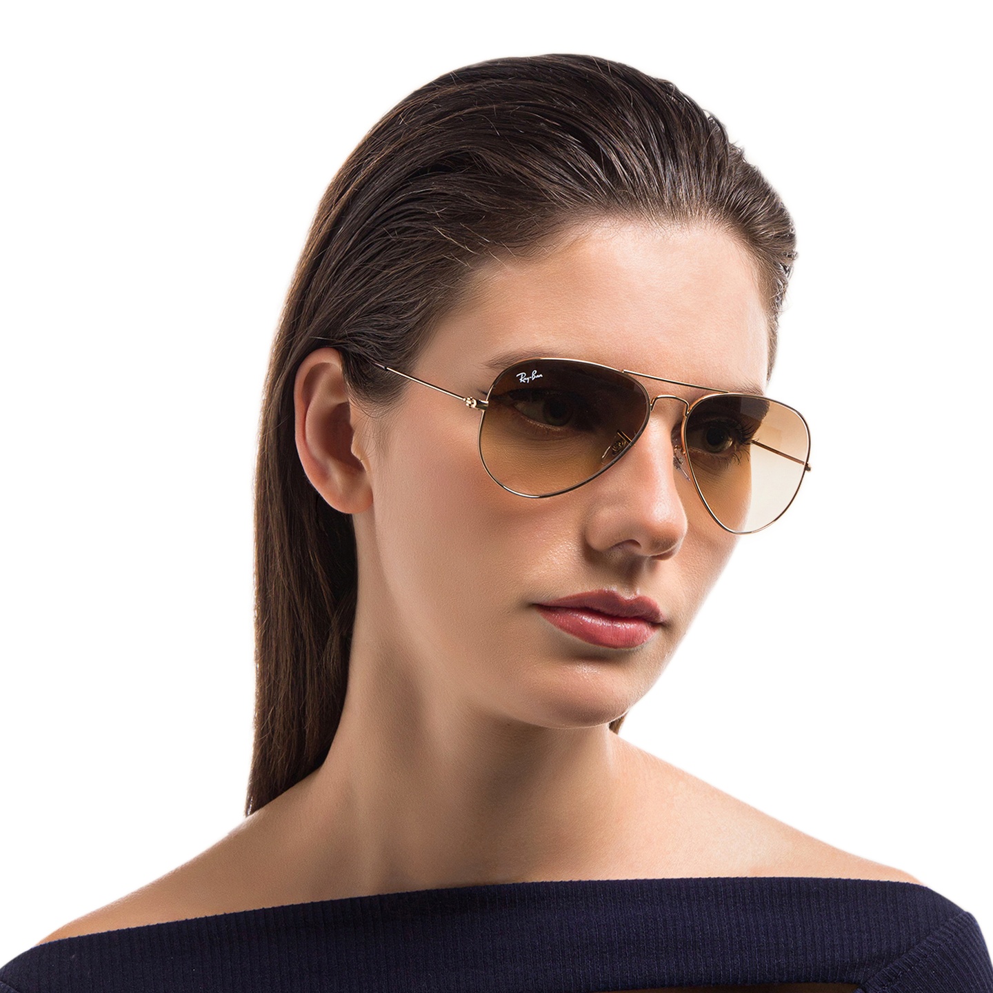 Ray-Ban Pilot Gradient Sunglasses in Gold – Model Photo 4