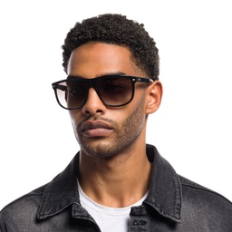 Ray-Ban Boyfriend Square Sunglasses in Black – Model Photo 2