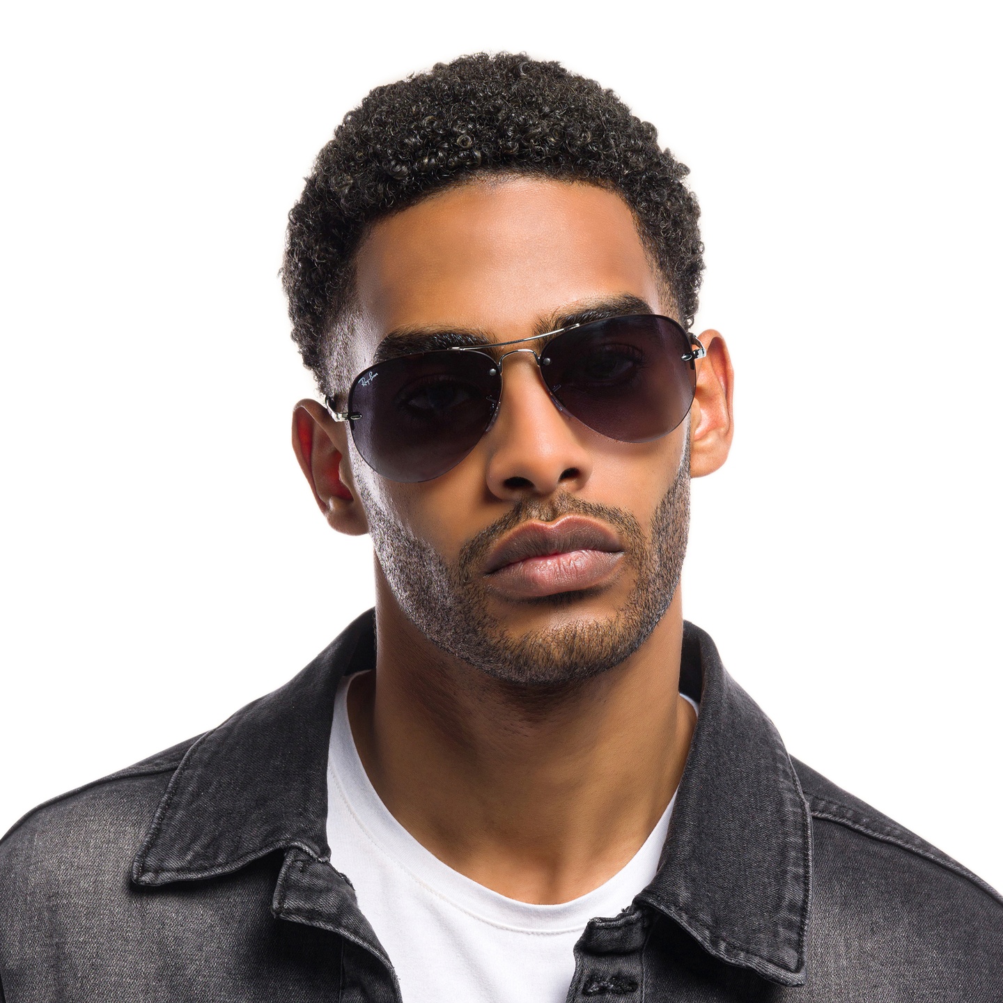 Ray-Ban Unisex Half in Silver – Model Photo 5