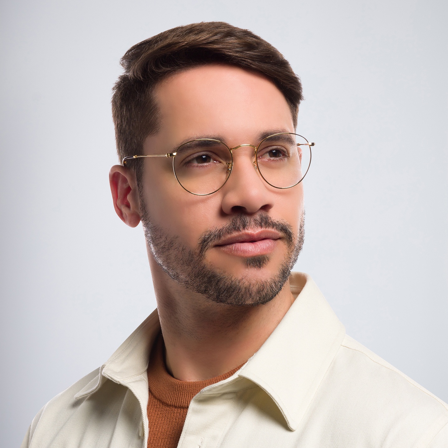 Shop Ray-Ban Round Metal Optics Eyeglasses in Gold online.