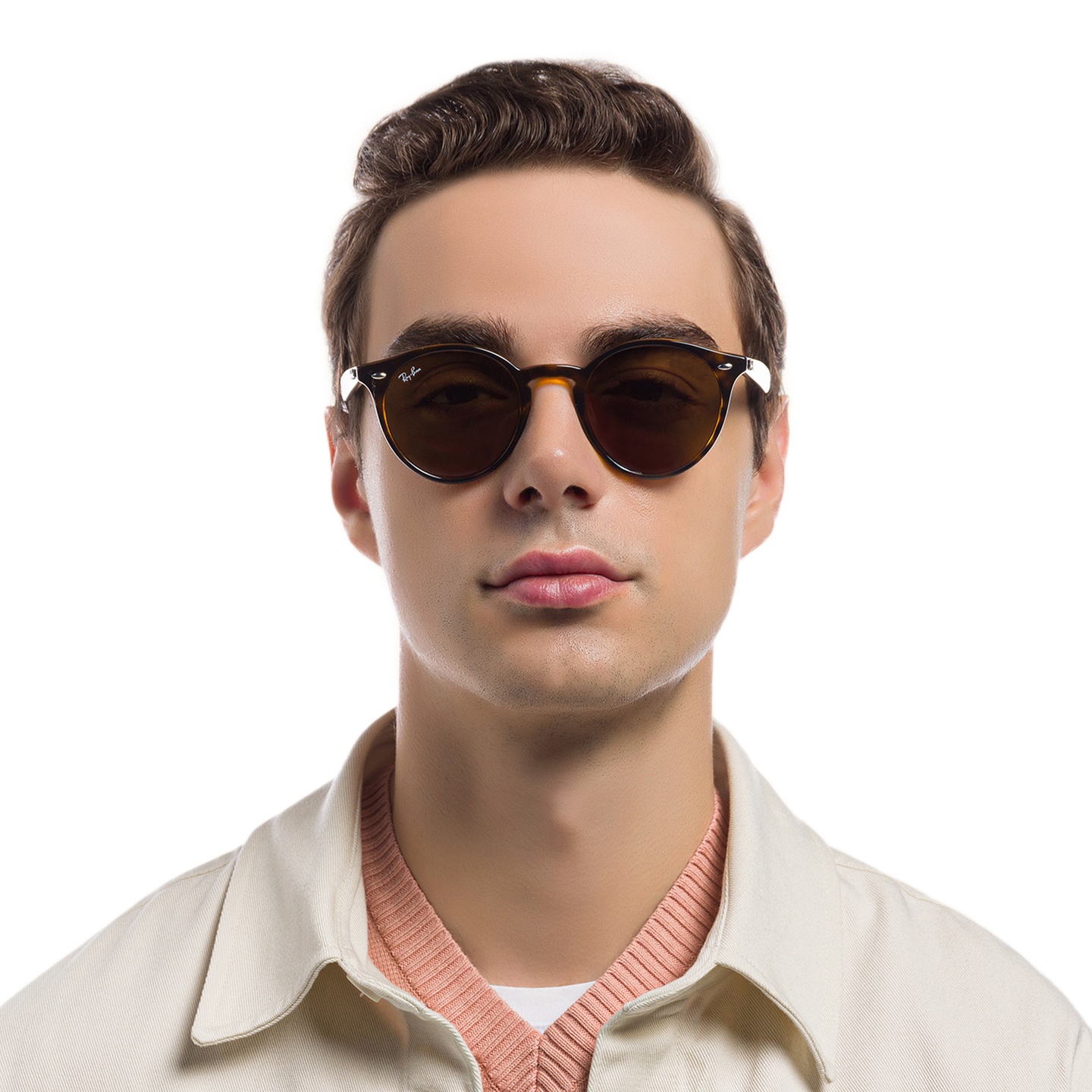 Ray-Ban Unisex Round Sunglasses in Light Havana – Model Photo 6