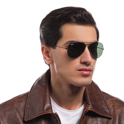 Ray-Ban Round Double Bridge Sunglasses in Black – Model Photo 6