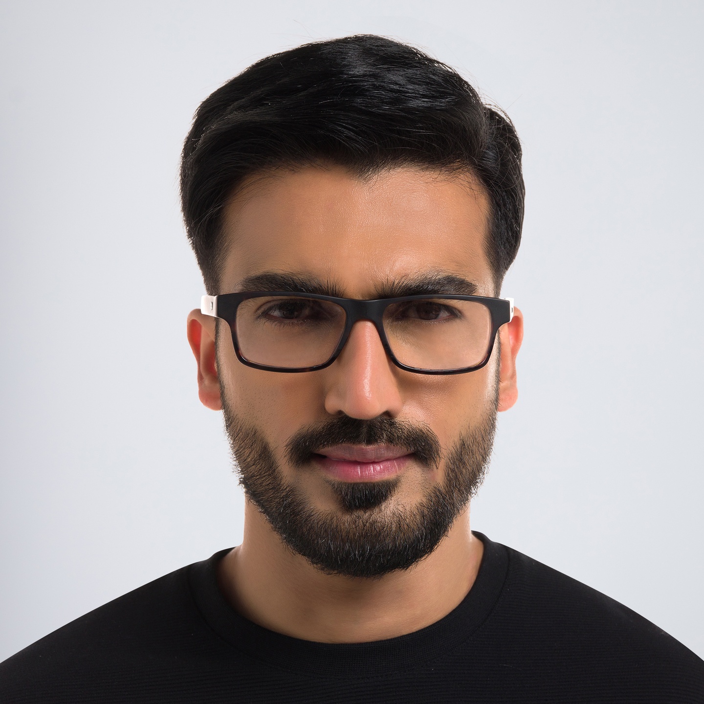 EYE'M Rectangle Eyeglasses in Dark Havana – Model Photo 1