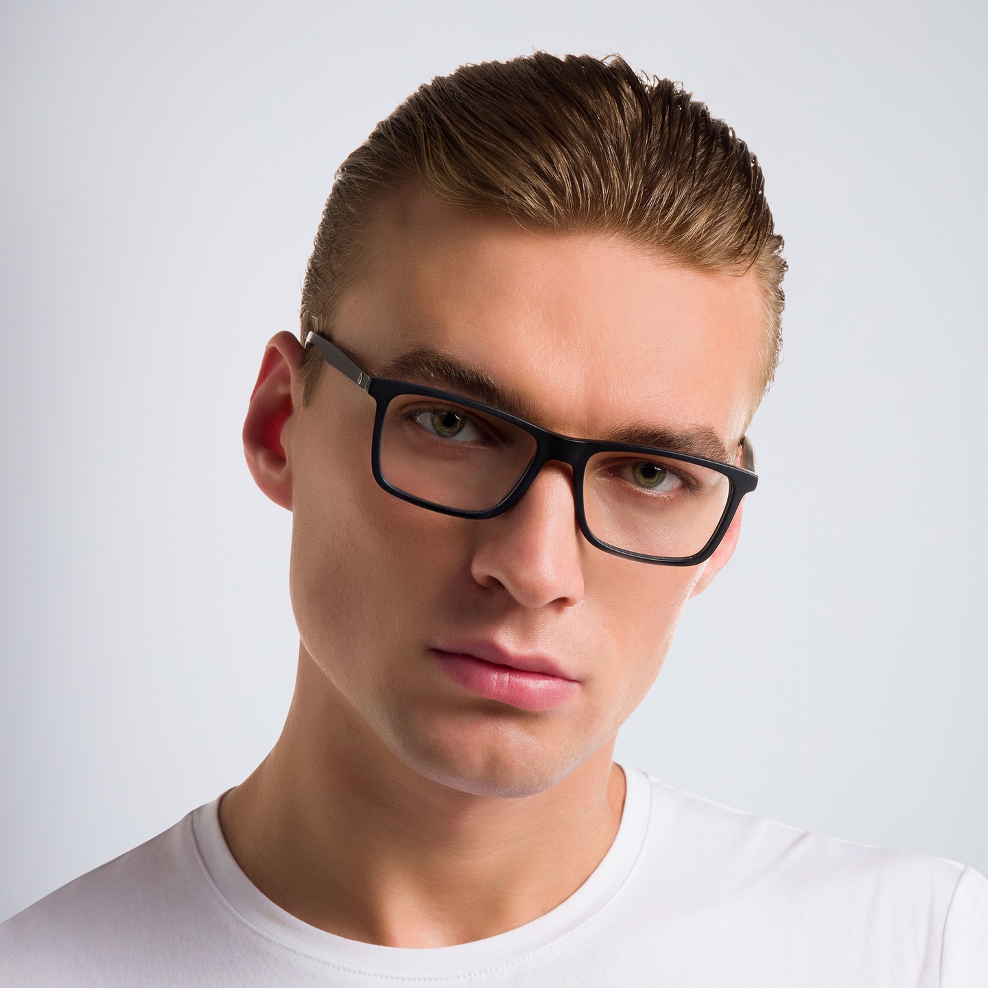 EYE'M Rectangle Eyeglasses in Matte Black – Model Photo 1