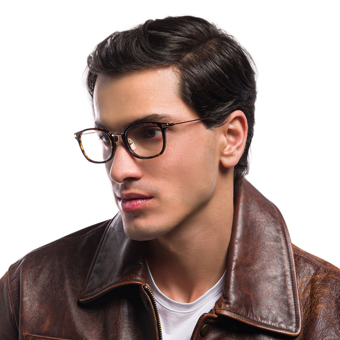 EYE'M Unisex Round Eyeglasses in Havana – Model Photo 5