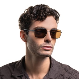 EYE'M Square Sunglasses in Black – Model Photo 5