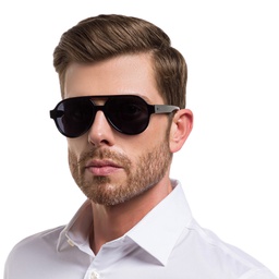 EYE'M Aviator Sunglasses in Black – Model Photo 5