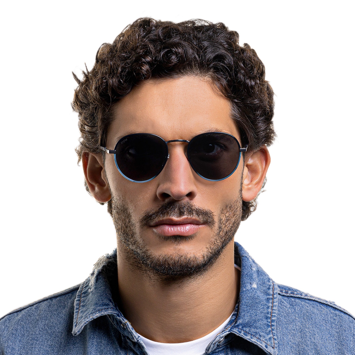 EYE'M Round Sunglasses in Gunmetal – Model Photo 1