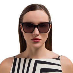 EYE'M Cat Eye Sunglasses in Black – Model Photo 2