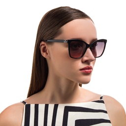 EYE'M Cat Eye Sunglasses in Black – Model Photo 5