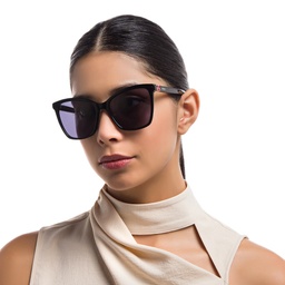 EYE'M Cat Eye Sunglasses in Black – Model Photo 5