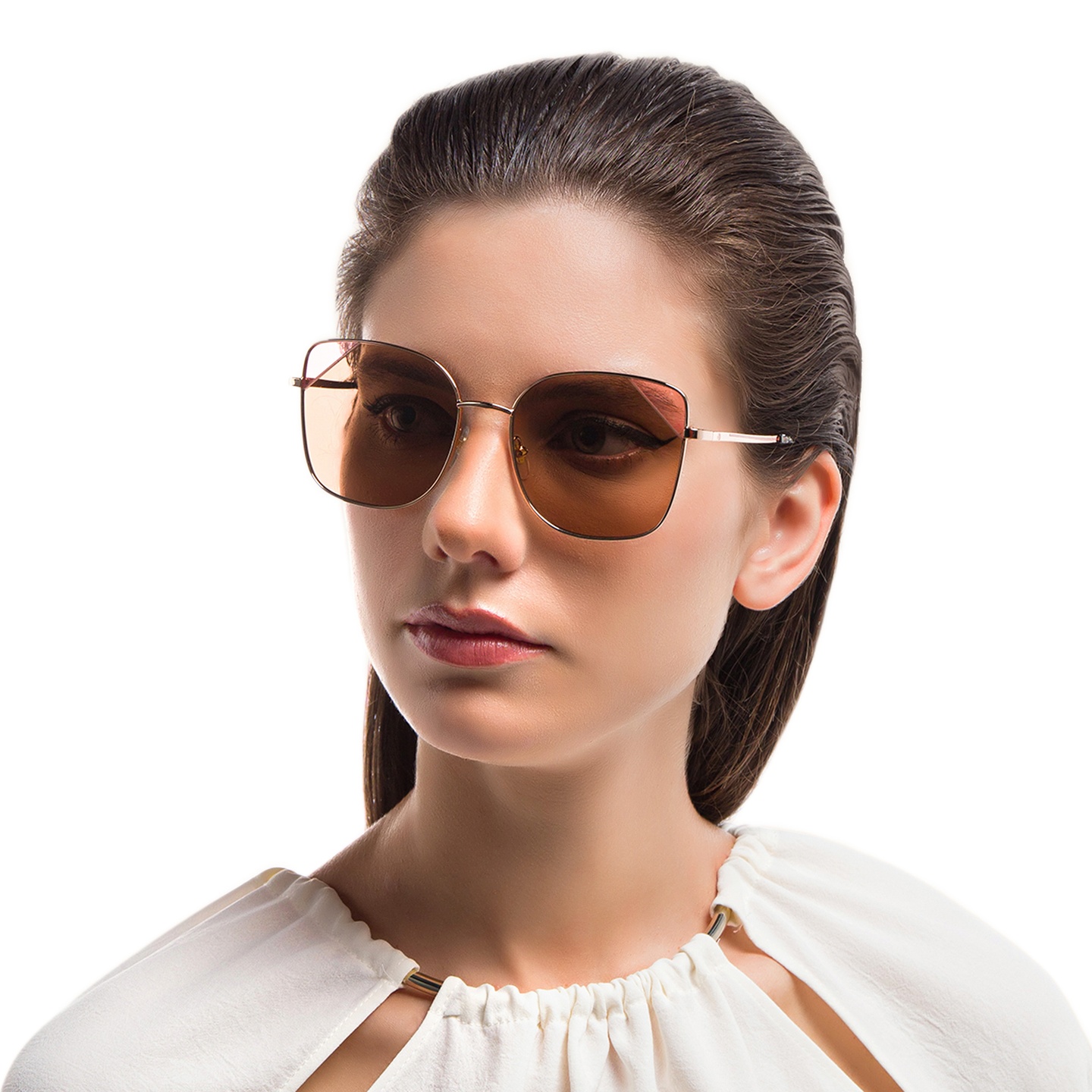 Shop EYE'M Cat Eye Sunglasses in Rose Gold online.