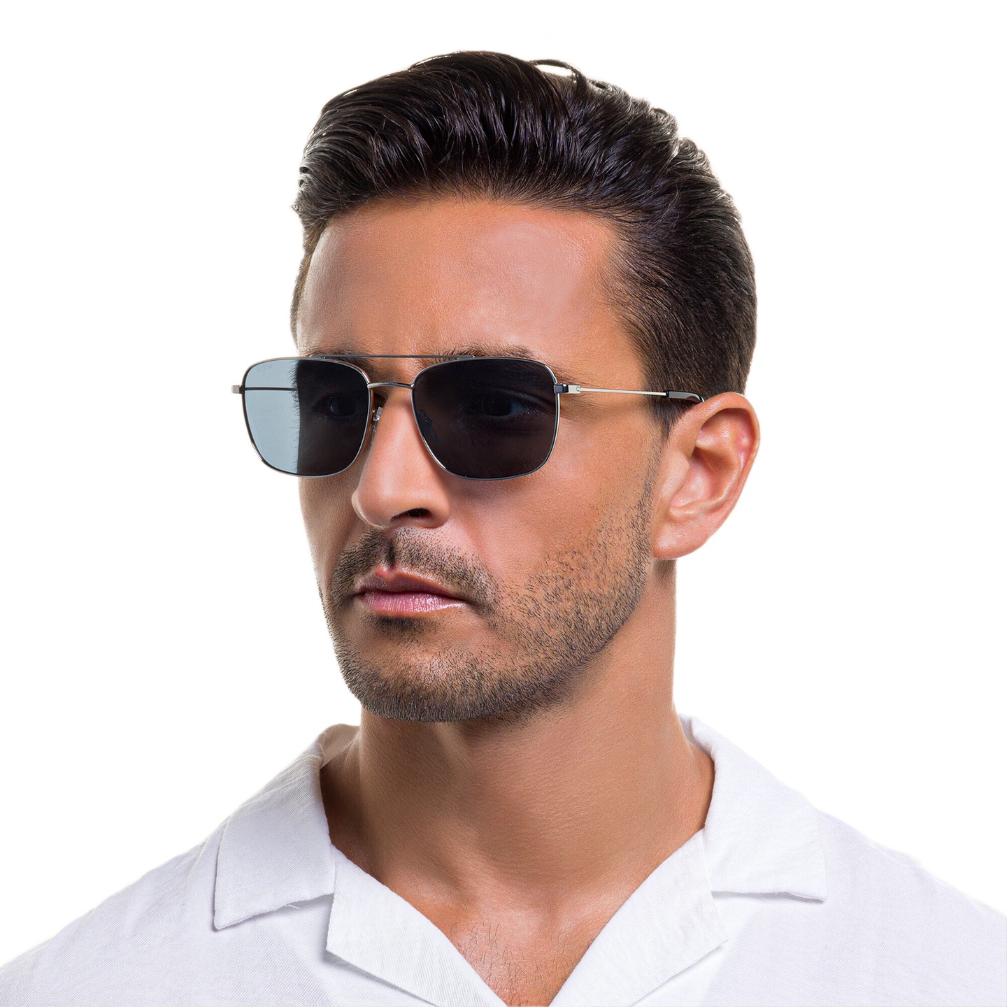 Shop EYE'M Unisex Square Sunglasses in Silver online.