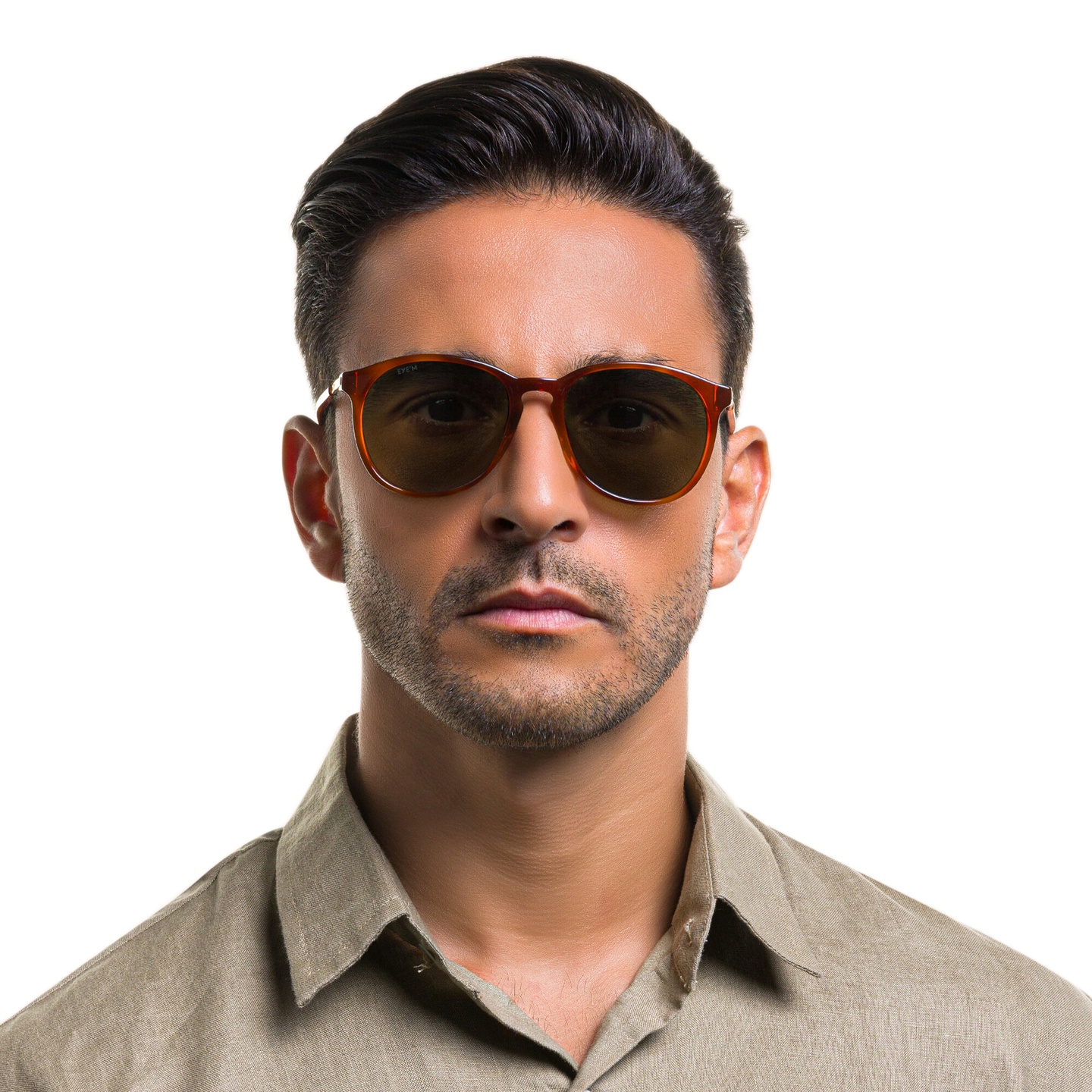 EYE'M Aviator Sunglasses in Havana – Model Photo 1