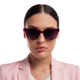 EYE'M Square Sunglasses in Red – Model Photo 5