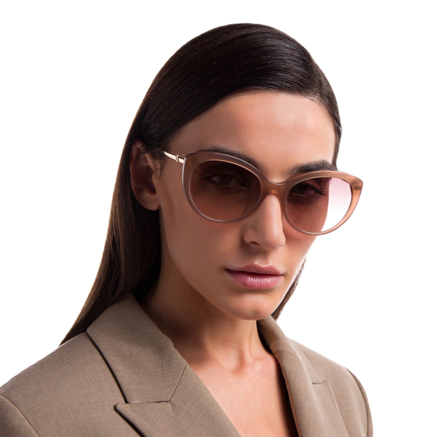 EYE'M Cat Eye Sunglasses in Nude – Model Photo 5