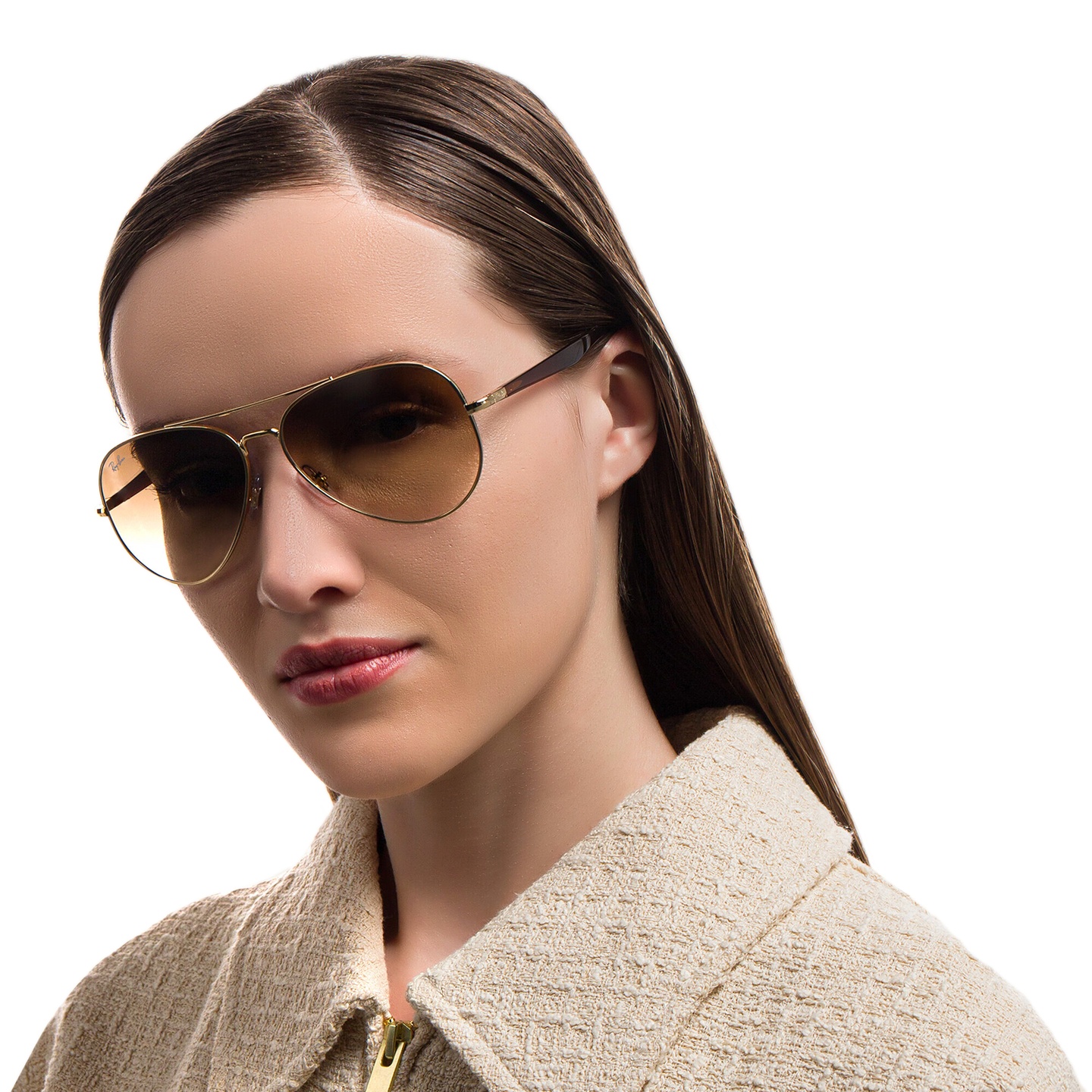 Ray-Ban Unisex Pilot Sunglasses in Gold – Model Photo 5