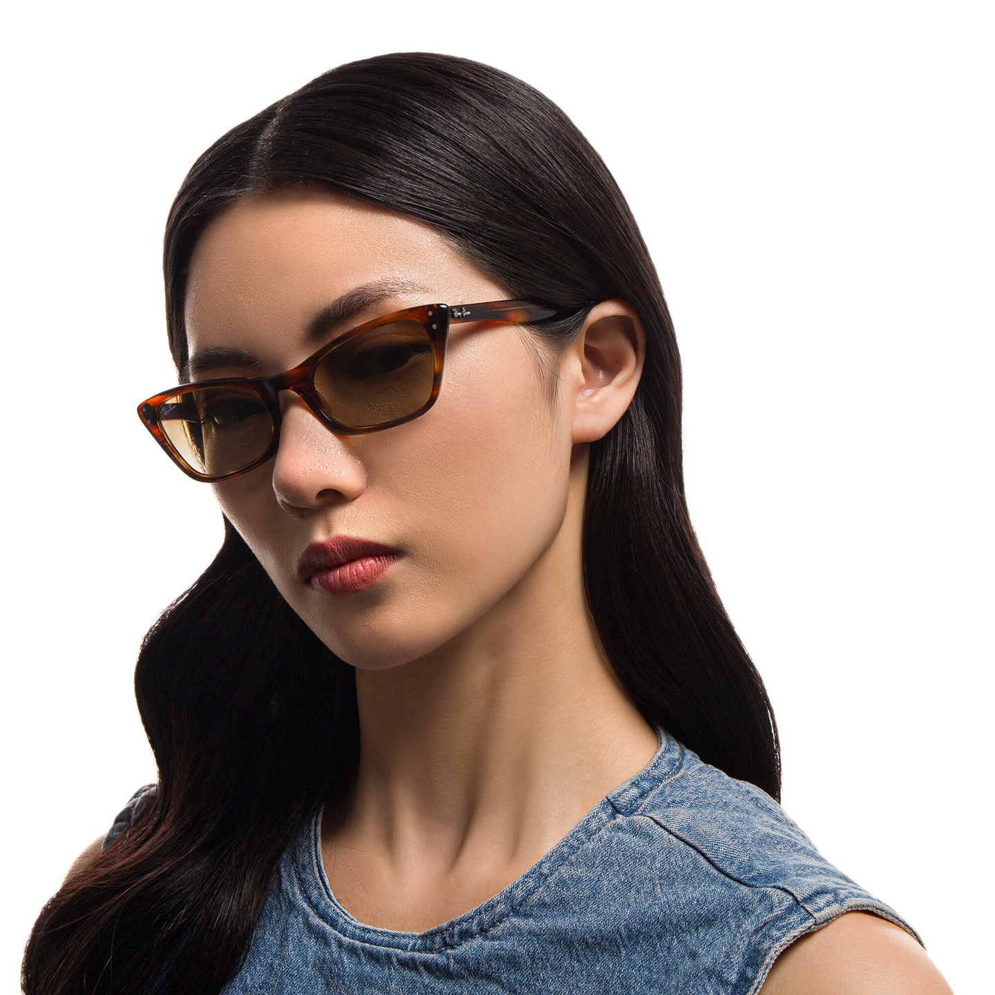 Ray-Ban Cat-Eye Sunglasses in Striped Havana – Model Photo 4