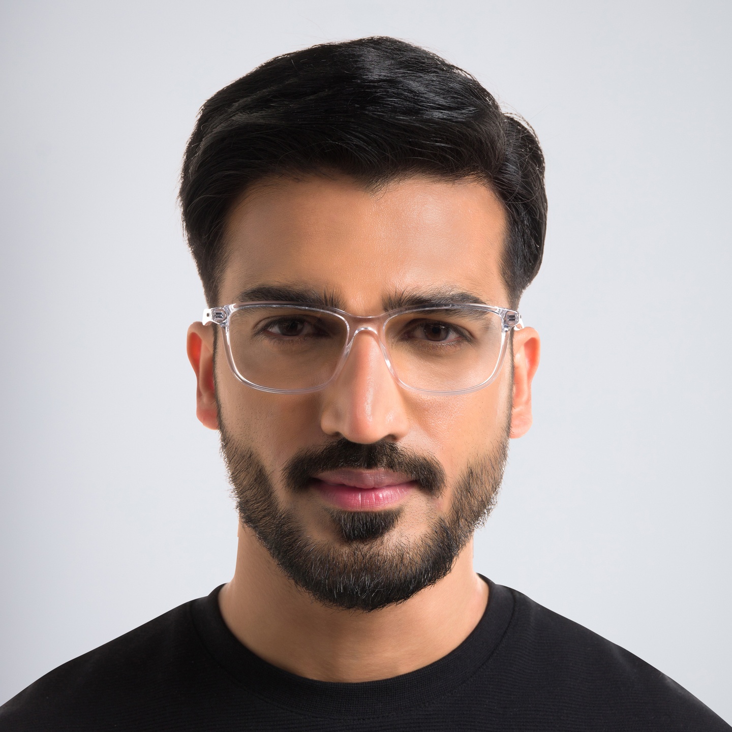 EYE'M Wide Rectangle Eyeglasses in Clear – Model Photo 1