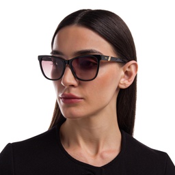 Shop EYE'M Square Sunglasses in Black online.