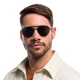 Ray-Ban Unisex Square Sunglasses in Black – Model Photo 7