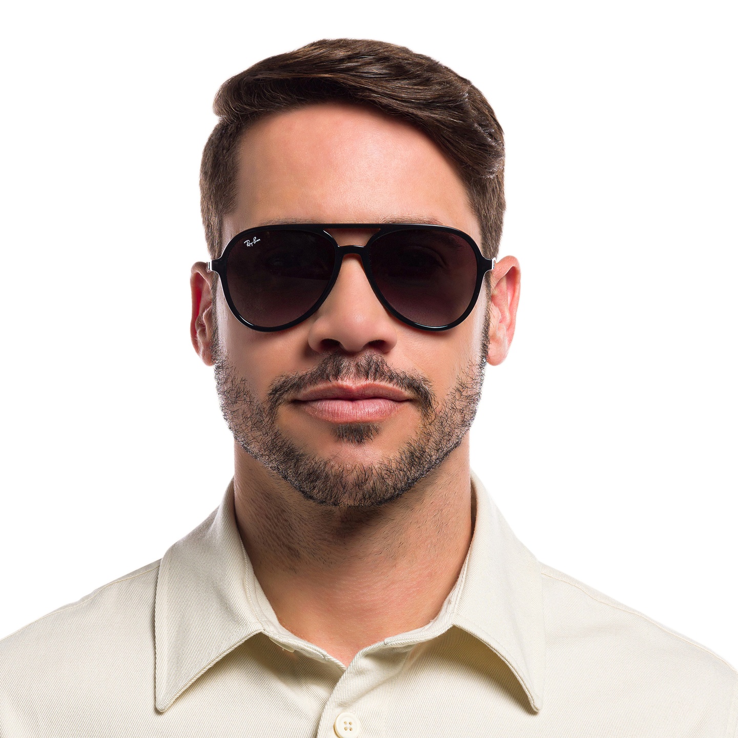 Ray-Ban Unisex Pilot Sunglasses in Black – Model Photo 6