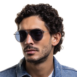 EYE'M Aviator Sunglasses in Grey – Model Photo 2