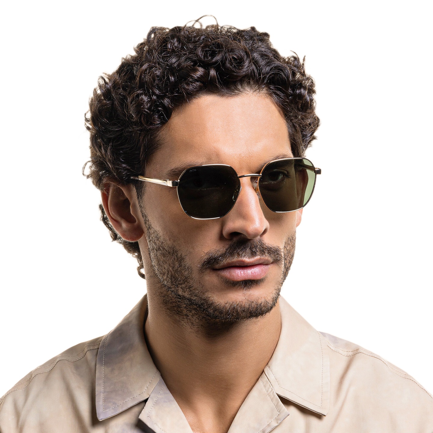 Shop EYE'M Irregular Sunglasses in Gold online.