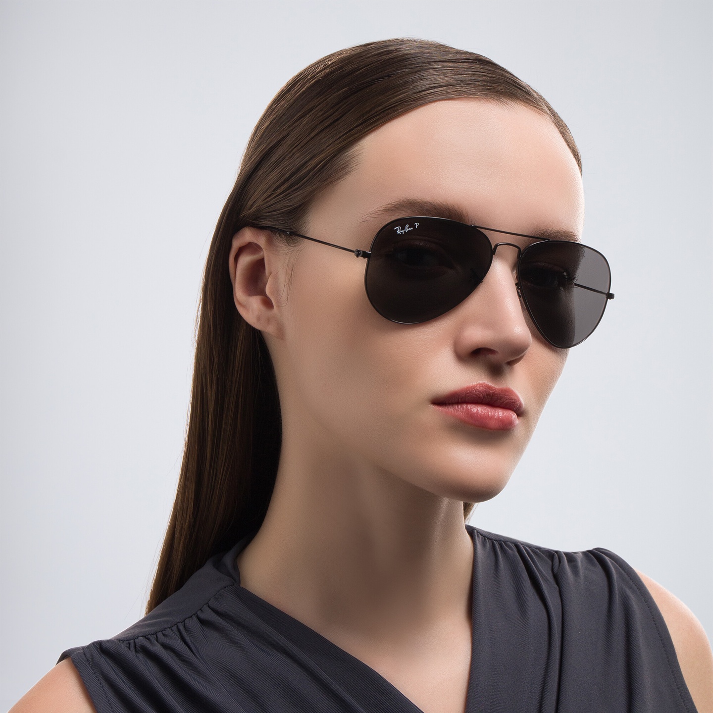 Ray-Ban Unisex Pilot Sunglasses in Metal in Black – Model Photo 1