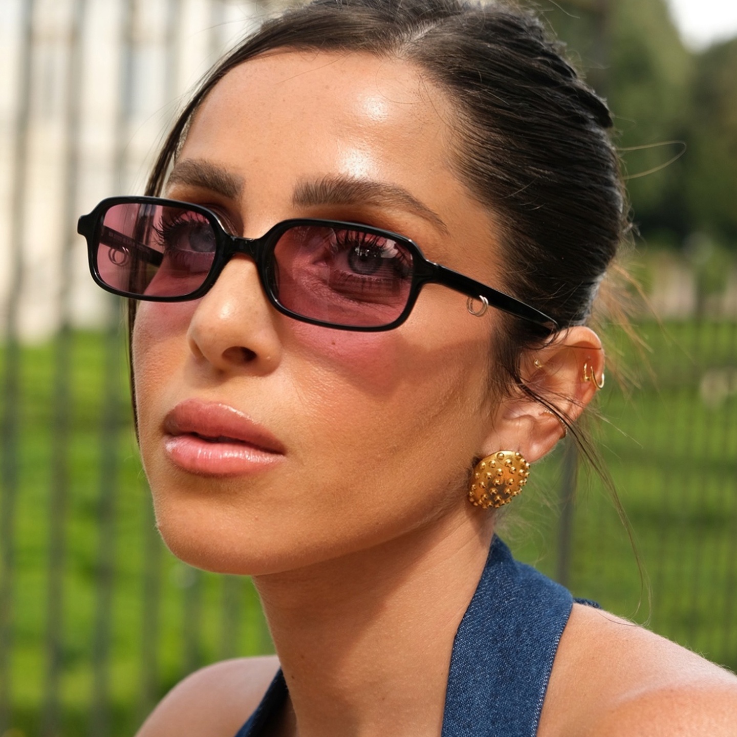 نظارات شمسية كايا بإطار مربّع من TRICE بلون أسود - صورة النموذج 1