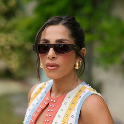 Shop TRICE Luma Irregular Sunglasses in Brown online.
