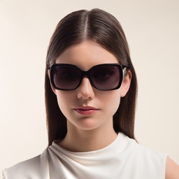 BURBERRY Unisex Square Sunglasses in Black – Model Photo 2